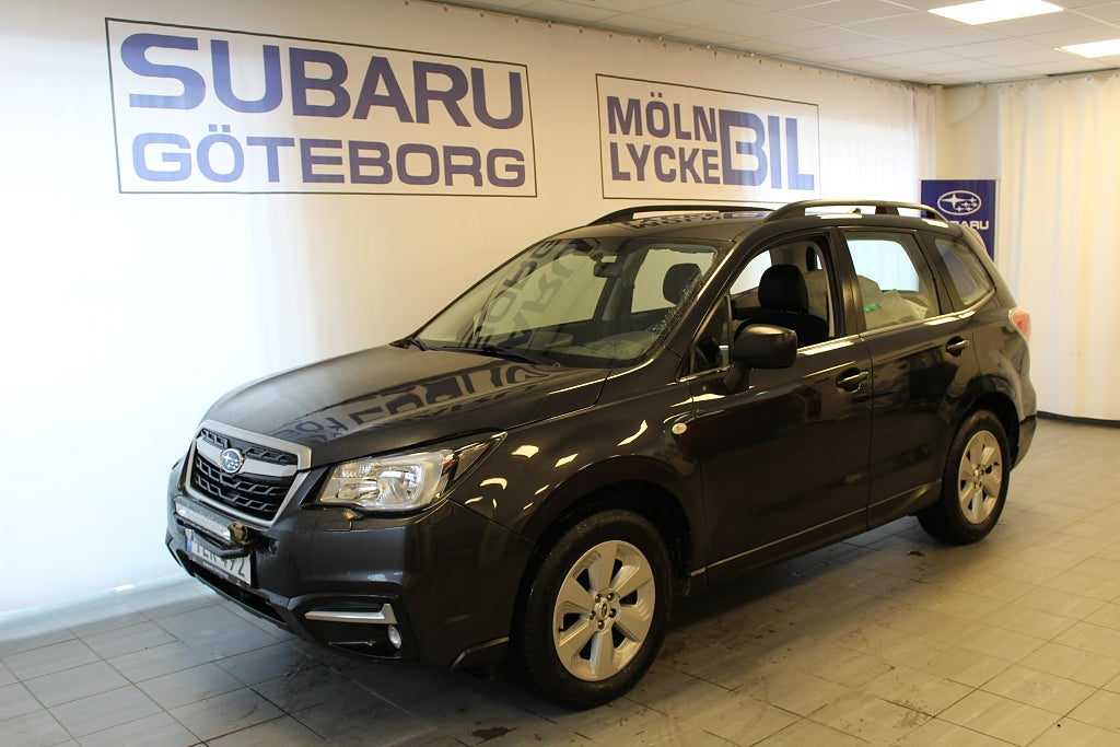 Subaru Forester 2,0D Aut X (147hk) *Dragkrok, LED-Ramp, Vinterhjul*