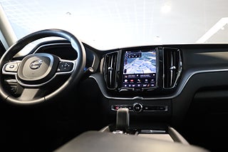 SUV Volvo XC60 15 av 26