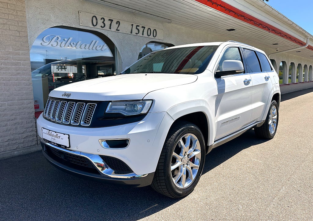 Jeep Grand Cherokee 3.0 V6 CRD Aut Panorama NAVI Summit 20 tum Alu Diesel