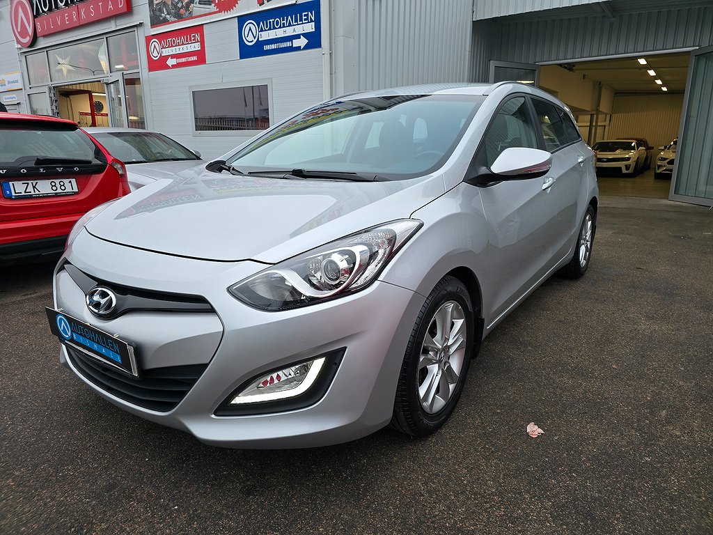 Hyundai i30 1.6 GDI Business 1 Ägare 1 Års Garanti 0% Ränta 36 Mån