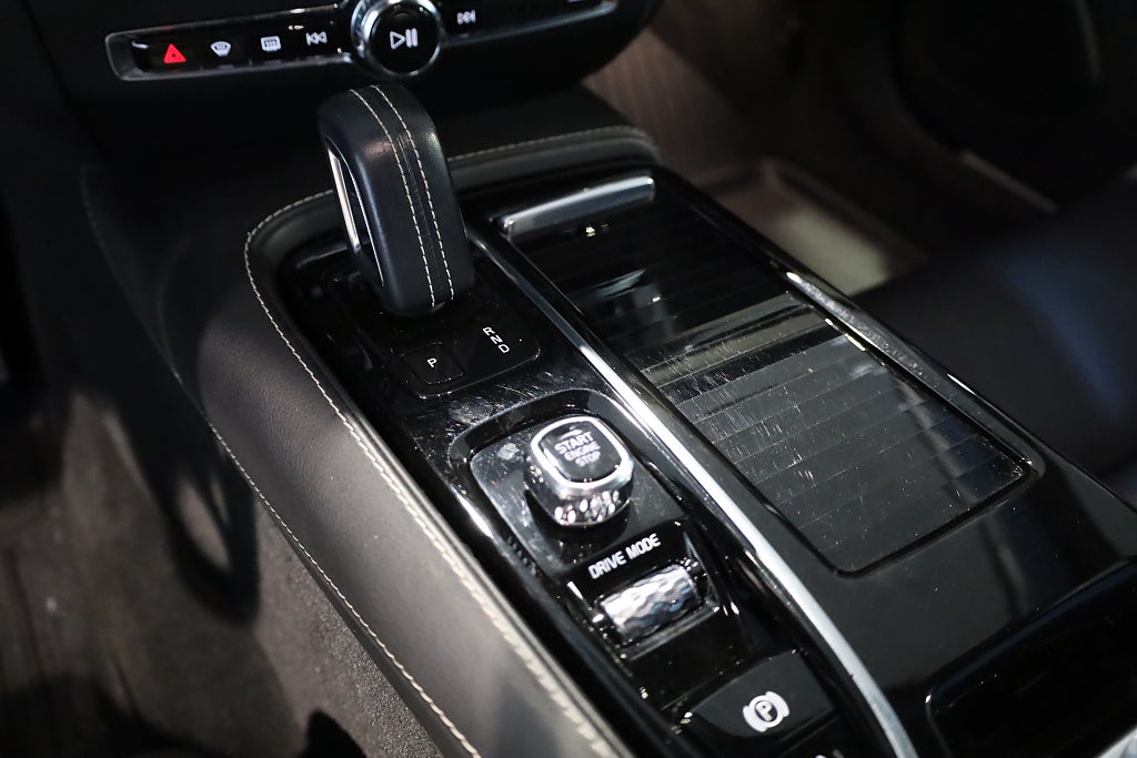 Volvo V60 Recharge T8 AWD Geartronic R-Design Kamera Leasbar 2021