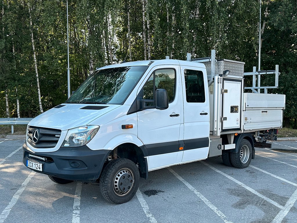 Mercedes-Benz Sprinter 516 Dubbelhytt 4x4 Kran 6-Sits SE UTR