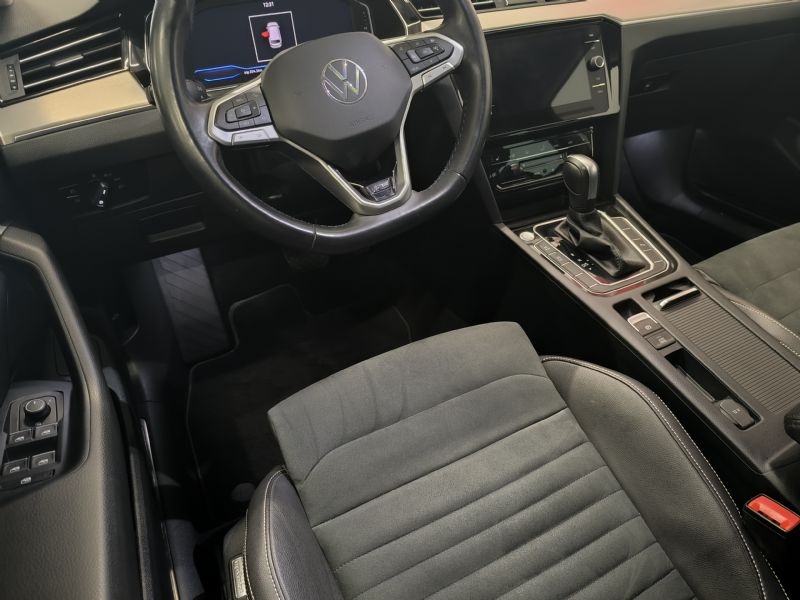 Volkswagen Passat 2022, bild 6/32