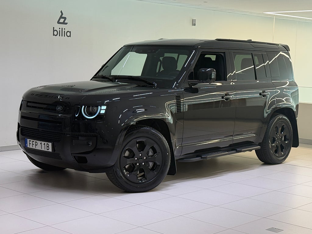 Land Rover Defender 110 X-Dynamic SE P300e