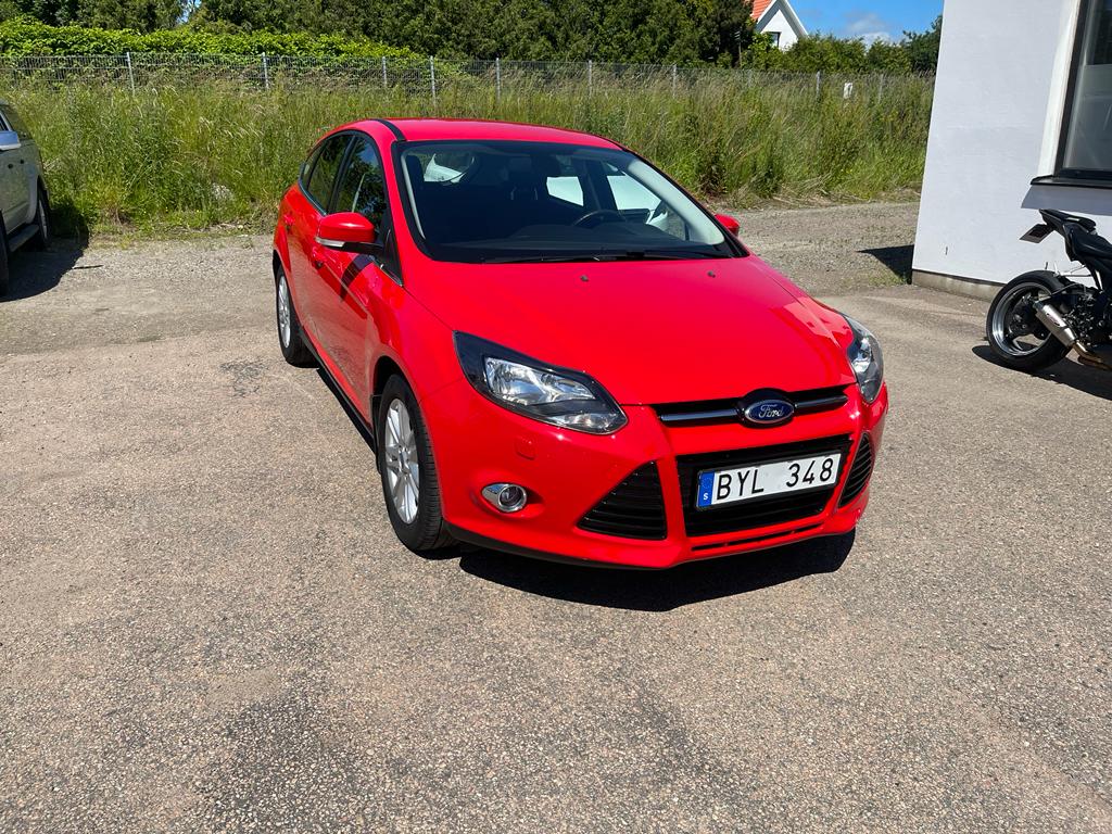 Ford Focus 1.0 EcoBoost 100hk 2013, bild 3/53