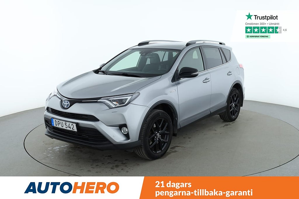 Toyota RAV4 Hybrid X-Edition AWD / Rattvärme, Dragkrok, Backkam...