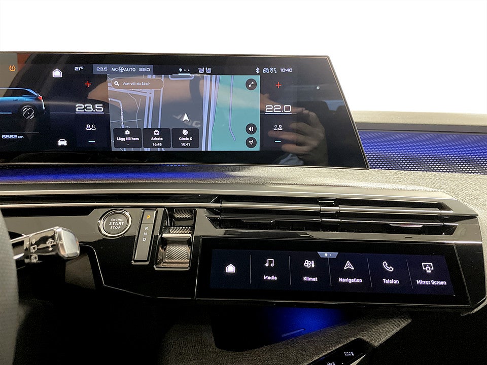 Bild på Peugeot E-5008 GT Standard Range Aut 7-SITS B-KAMERA CARPLAY 214hk