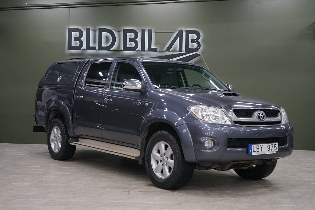 Toyota Hilux Dubbelhytt 3.0 D-4D 4x4 NYBES DRAG D-VÄRMARE 171HK