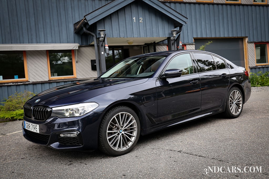 BMW 530e iPerformance M-Sport exteriör Sedan Steptronic  Euro 6