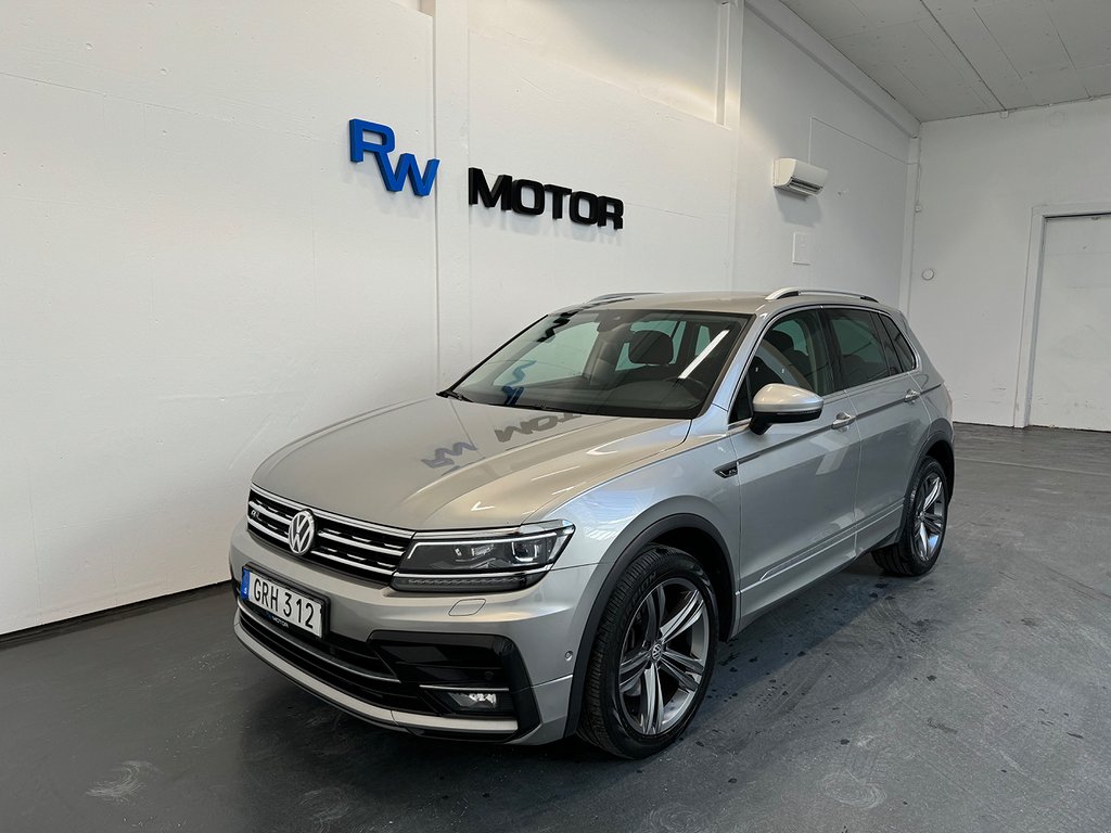 Volkswagen Tiguan 2.0 TDI 4M 190hk R-Line Cockpit D-värm