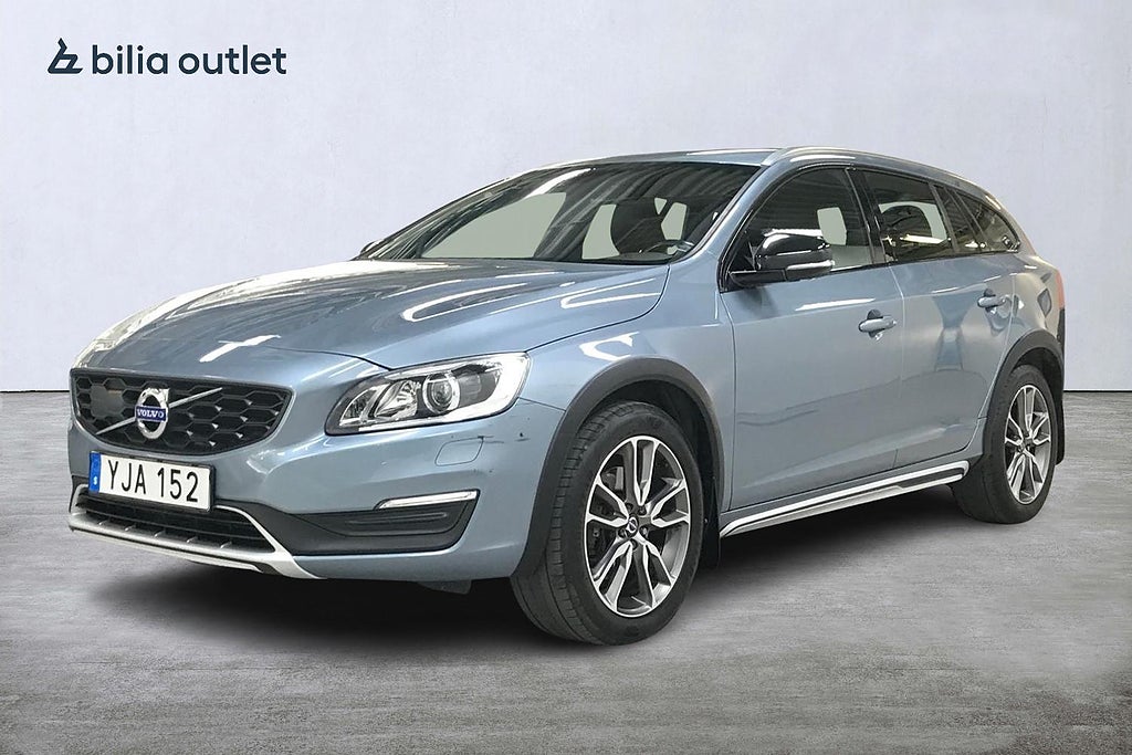 Volvo V60 Cross Country D4 AWD BusinessAdv Summum 190hk Navi Drag P-värm PDC