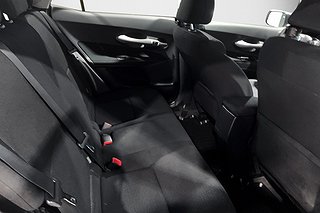 Halvkombi Toyota Auris 17 av 22