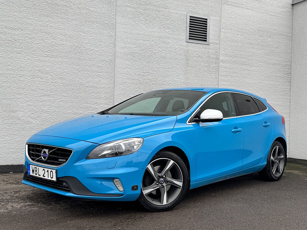 Volvo V40 T4 R-Design  Automat Drag/M-VÄRMARE