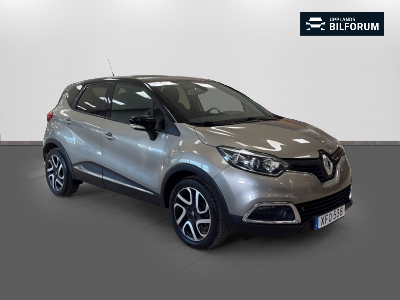 Renault Captur 1.2 TCe AUT M-värm 2015, kuva 3/38