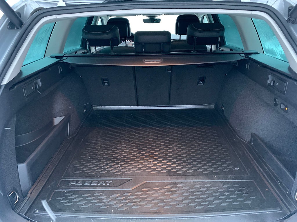 Volkswagen Passat GTE | Cockpit |  Bvärmare | Drag | Executive | 2021