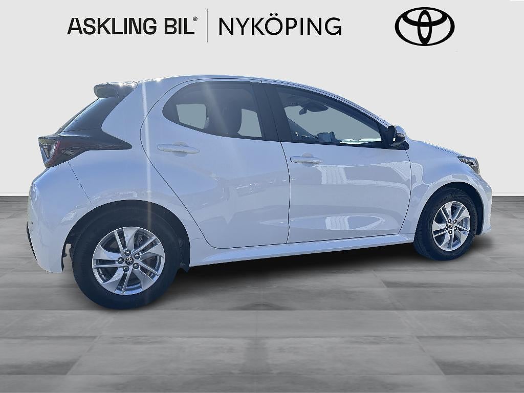 Toyota Yaris 2025 - miniatyr 12