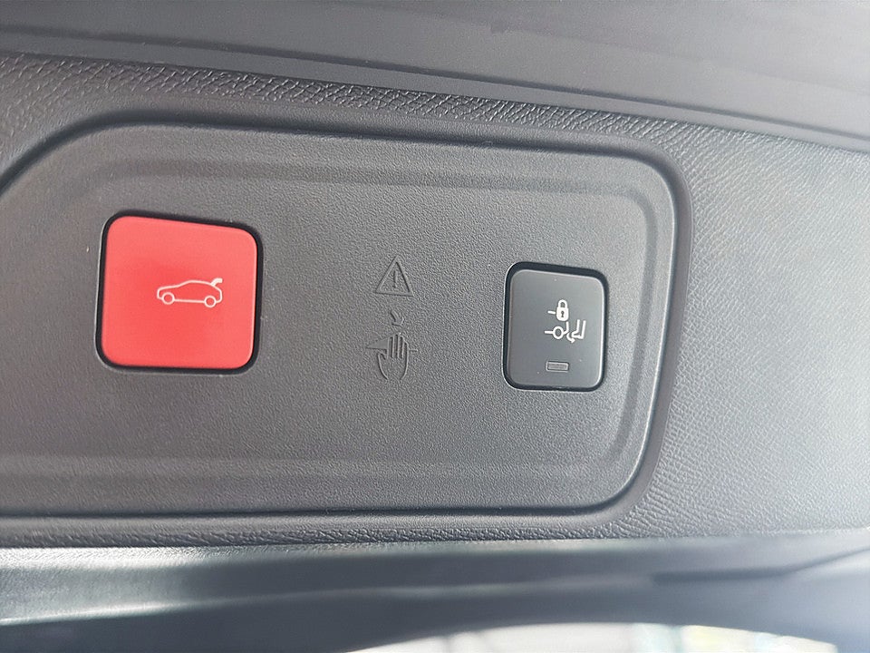 Bild på Peugeot 3008 GT 1.2 PT 130hk Aut B-KAMERA CARPLAY