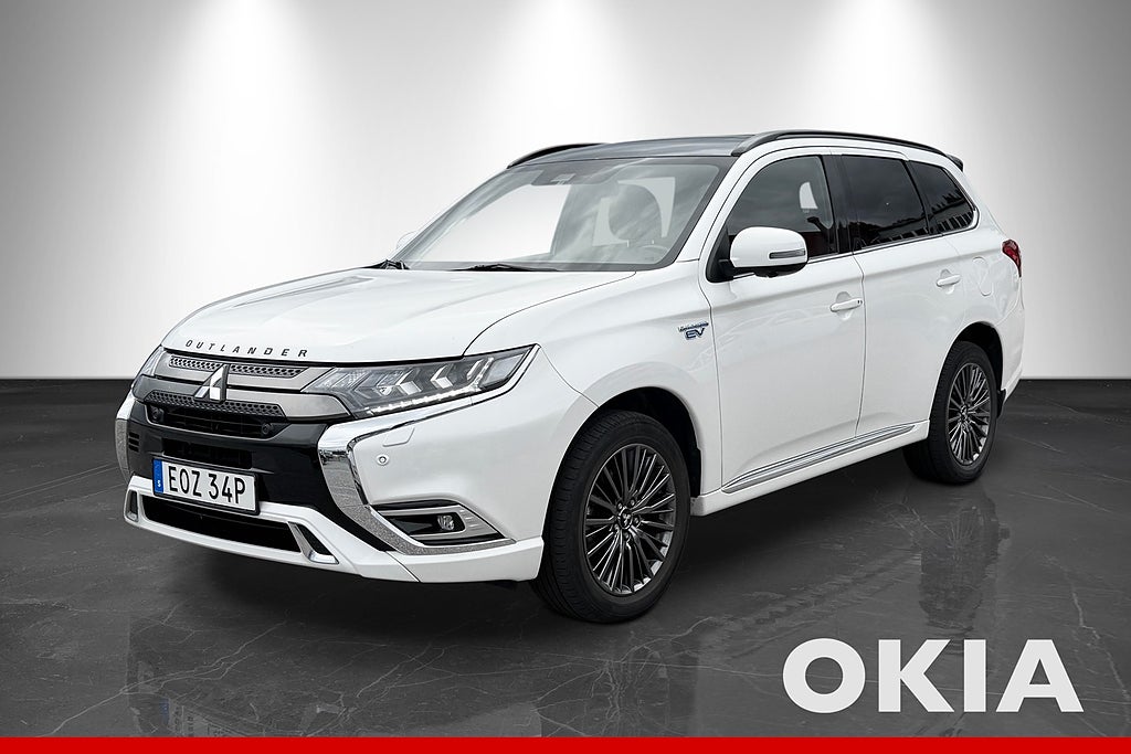 Mitsubishi Outlander PHEV CVT S-Edition Panorama skinn kamera 360 kamera