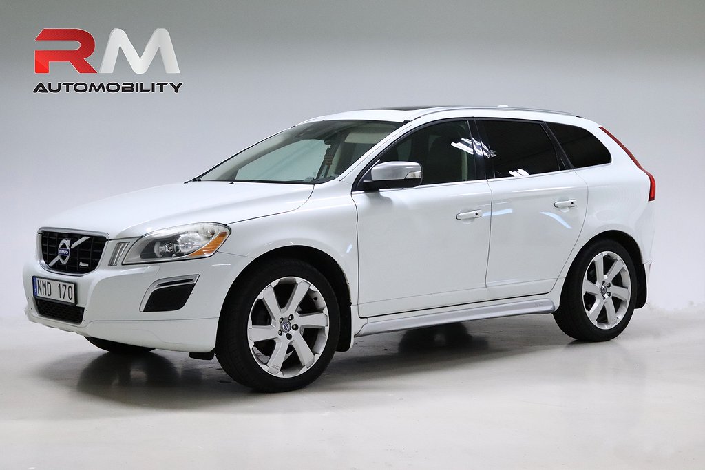 Volvo XC60 D4 AWD R DESIGN MOMENTUM PANO GPS DRAG P-SENS DVD