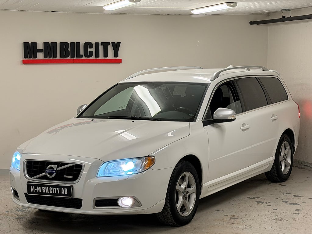 Volvo V70 2.4D|D5|Geartronic|Summum|R-design