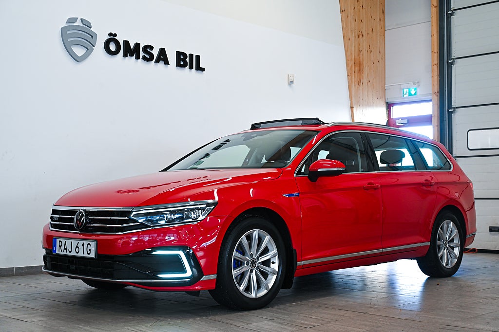 Volkswagen Passat GTE 1.4 TSI GTE Executive Pano Drag 218hk