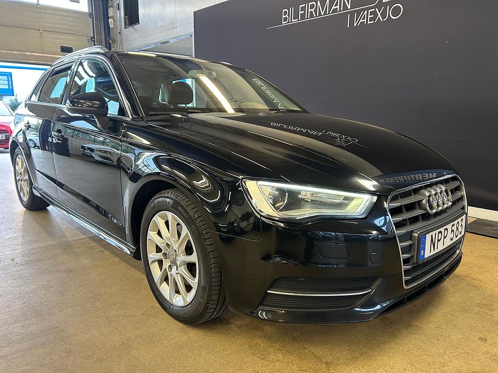 Audi A3 Sportback 1.6 TDI Ultra Attraction /Nyservad /Vhjul