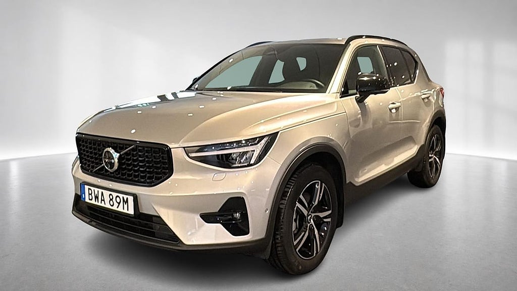 Volvo XC40 B3 FWD Bensin Plus Dark