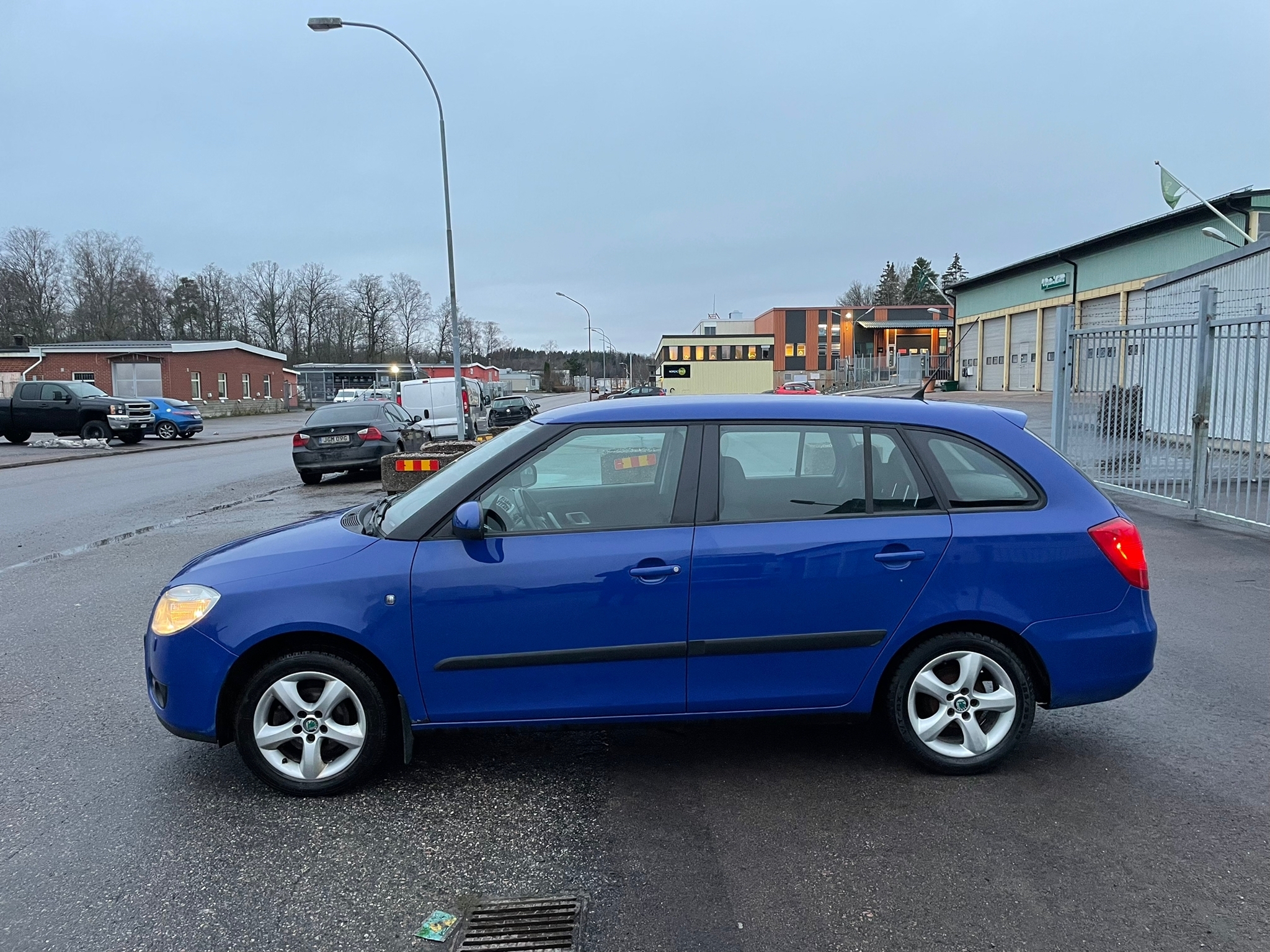 Skoda Fabia Kombi 1.2 69hk 2008, bild 7/42