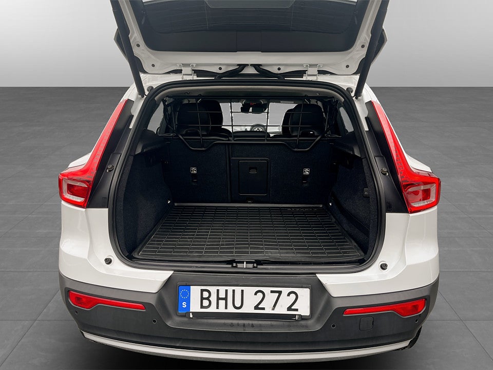 Bild på Volvo XC40 Momentum D3 150hk Aut B-KAMERA EL-BAKLUCKA