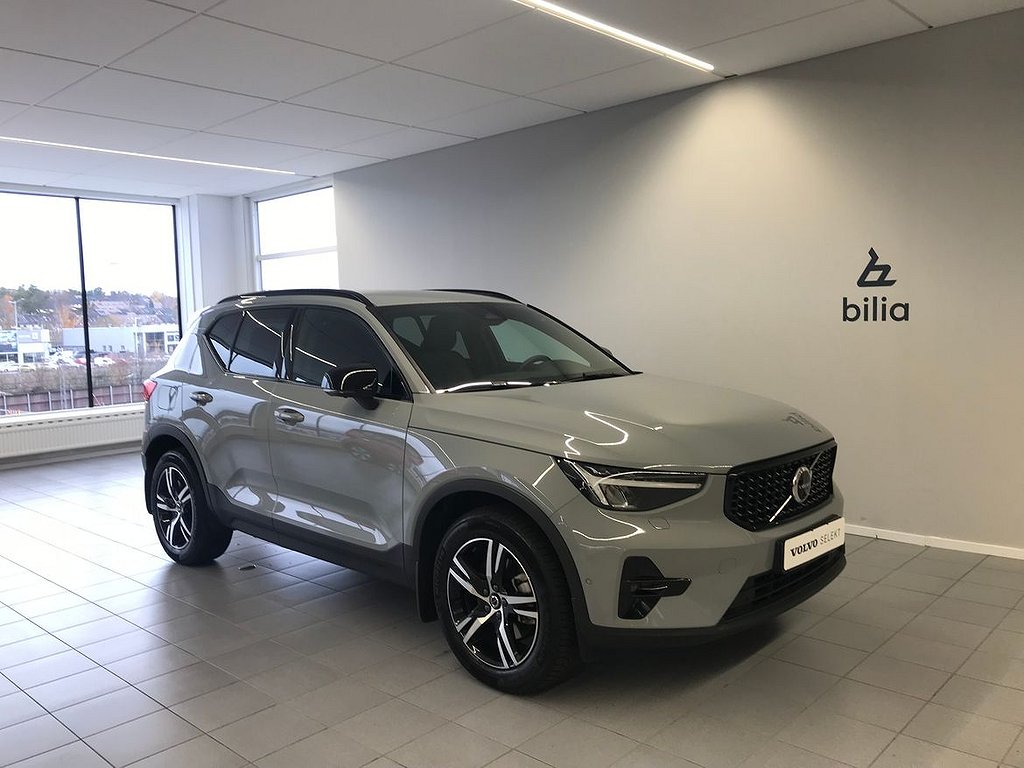 Volvo XC40 B3 FWD Bensin Plus Dark Dragkrok / Elstol