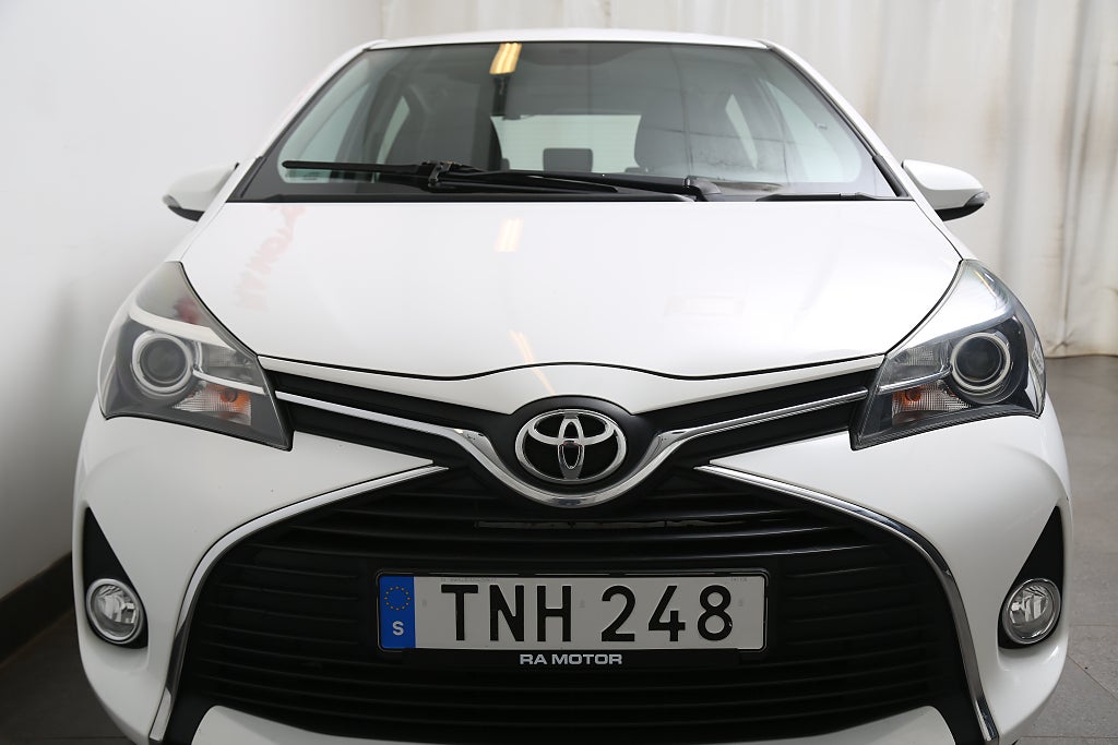 Toyota Yaris 1,33 Dual VVT-i Multidrive S Active 5-dörrar Kamera 2015