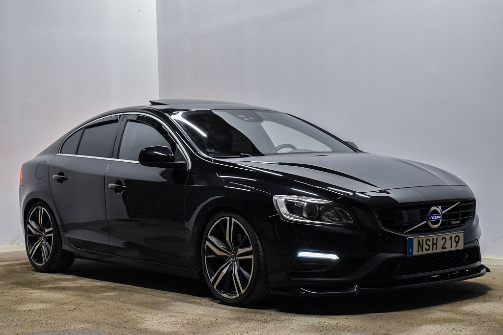 Volvo S60 D4 Geartronic R-Design Navi Taklucka Dieselvärmare PDC 