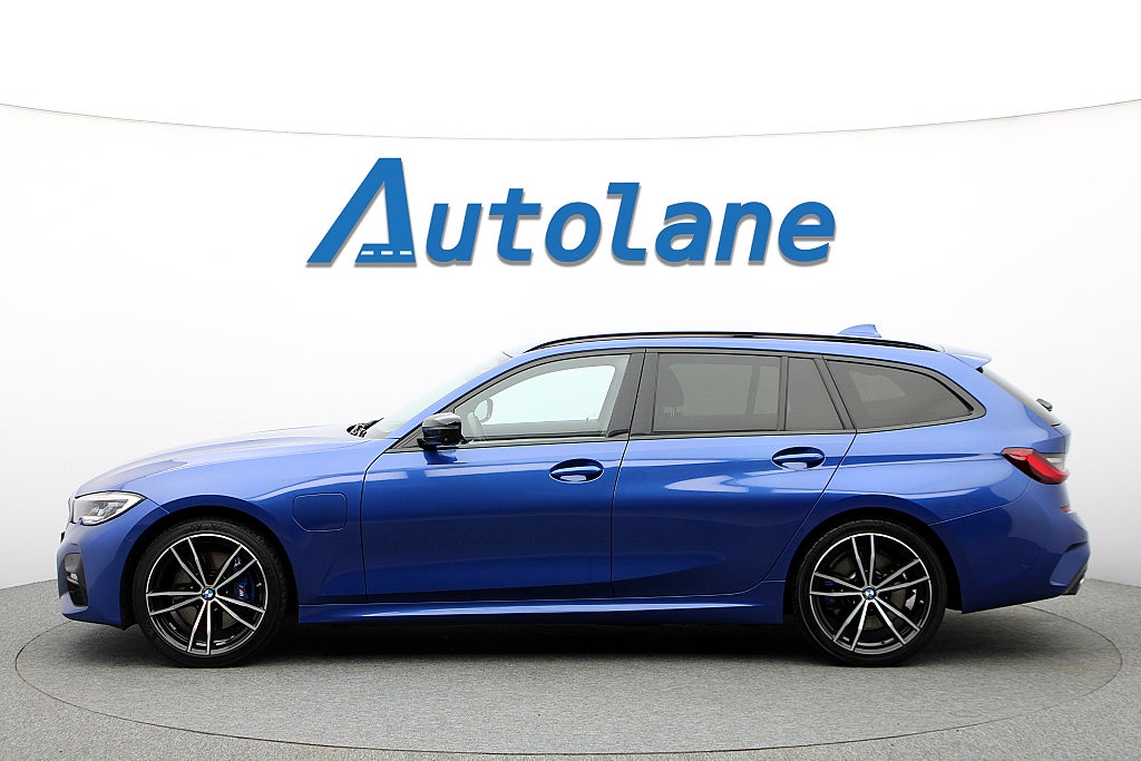 BMW 330e Touring M-Sport, Laser,  360°, H/K, Värmare 292hk