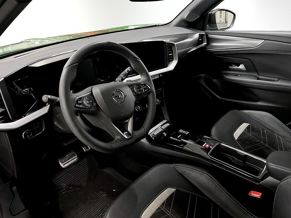 Bild på Opel Mokka Ultimate 1.2 PT 130hk Aut - B-KAMERA, CARPLAY