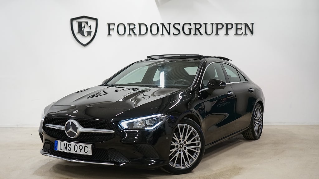 Mercedes-Benz CLA 180 7G-DCT Premiumpaket / Panorama / SE SPEC