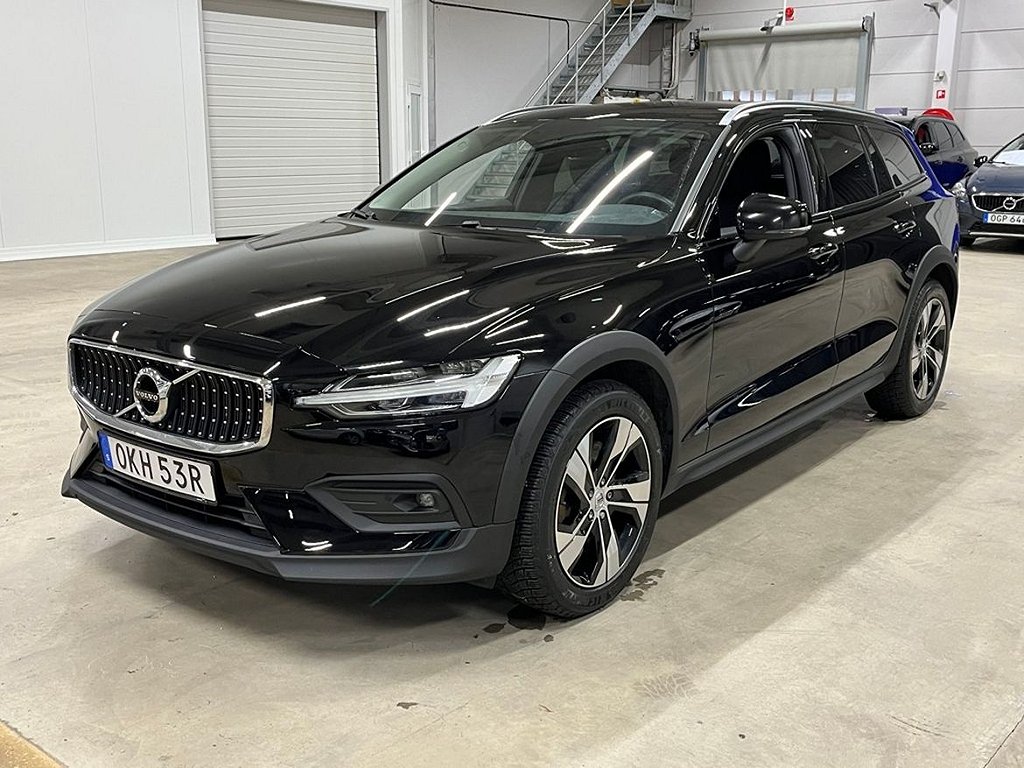 Volvo V60 Cross Country B4 AWD Adv Navi Edt *V-hjul/VoC/Backkamera*