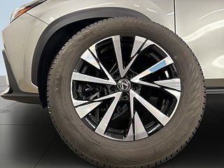 Lexus NX 350h AWD E-CVt S&V-Hjul/Kamera/Dragkrok/Navi/Carplay – bild 14