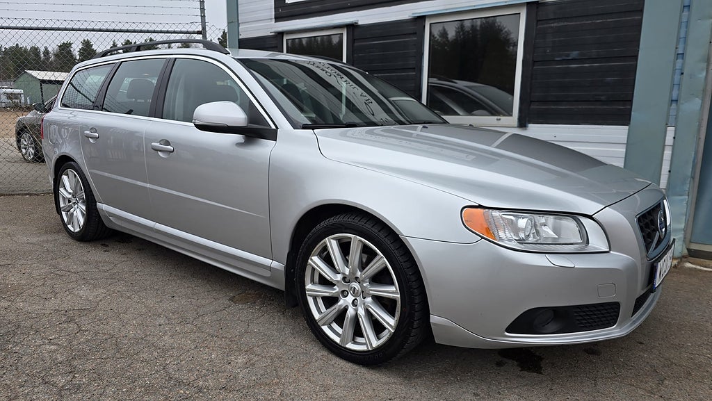 Volvo V70 D4 Geartronic Momentum Euro 5&KamremBytt&Servad&Drag