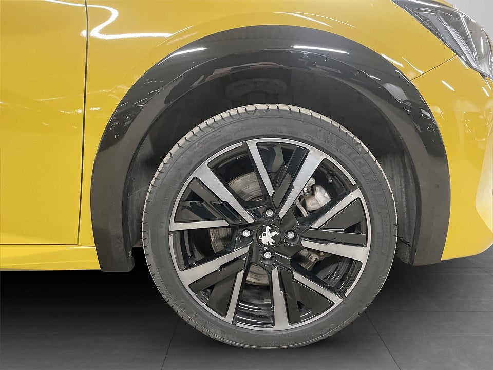 Bild på Peugeot E-208 GT 50kWh 136hk Aut - B-KAMERA, CARPLAY