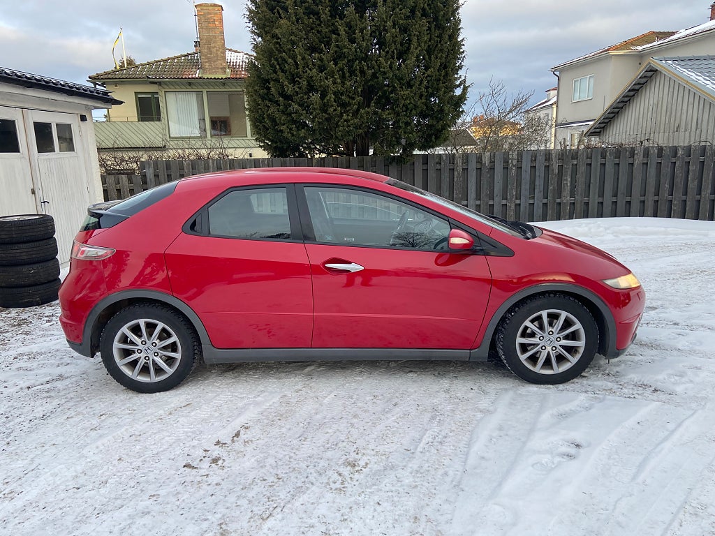 Honda Civic 5-dörrar 1.8 i-VTEC Sport Euro 5 byte/avbet