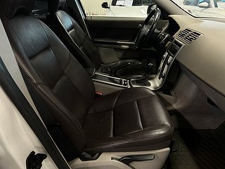 Volvo V50 2.0 D Summum S&Vdäck/M-värm/Drag/Sensorer/Xtraljus