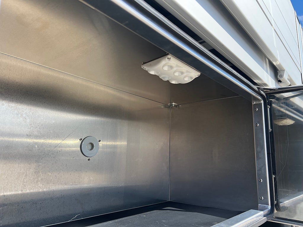 Iveco Daily 72C18 A8 Kranbil Palfinger Kran Fullutrustad