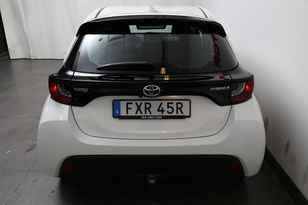 Toyota Yaris 1,5 VVT-i Hybrid CVT Active 5D Dragkrok 2020