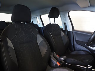 Kombi Peugeot 2008 11 av 21