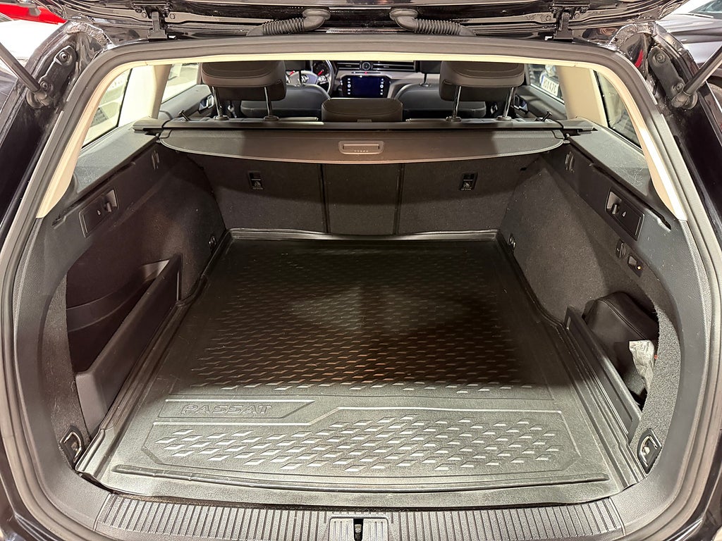 Volkswagen Passat GTE |Drag | Kamera | Nyservad | Låga mil 2018