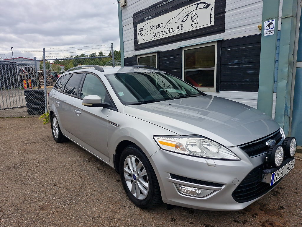 Ford Mondeo Kombi 1.6 TDCi Trend Euro 5& Dragkrok&Carplay&Navi