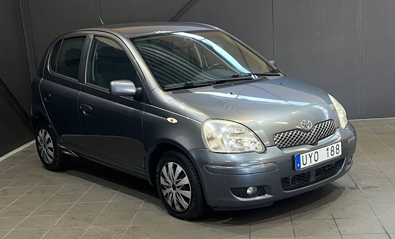 Toyota Yaris 5-dörrar 1.0 VVT-i 2004, photo 2/49