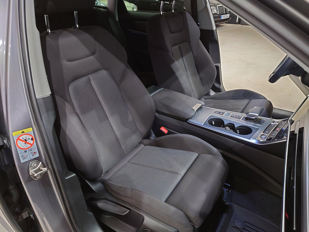 Audi A6 2021 - miniatyr 8