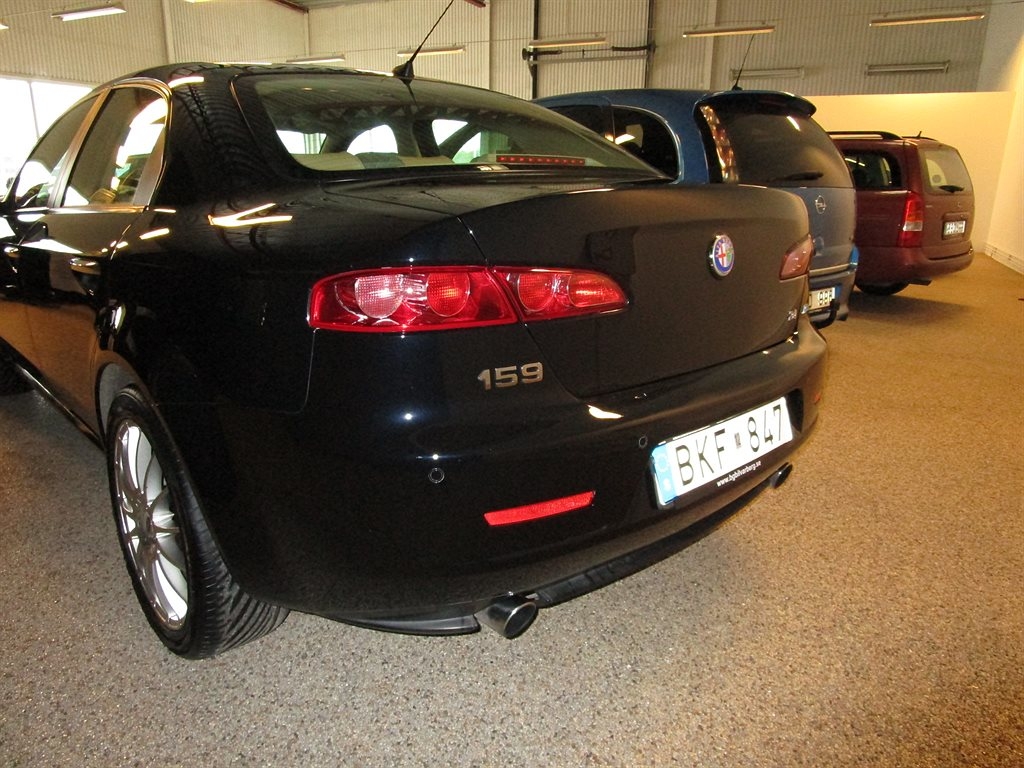 Alfa Romeo 159 2.4 JTDM 2006, bild 5/38