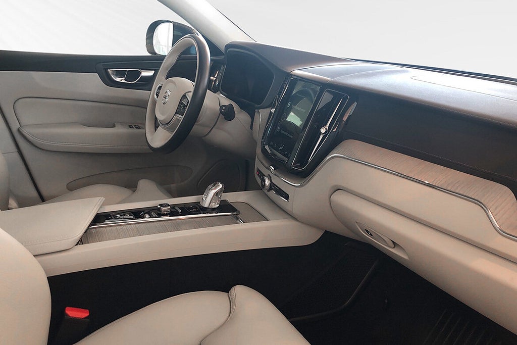 Volvo XC60 2019 - miniatyr 15